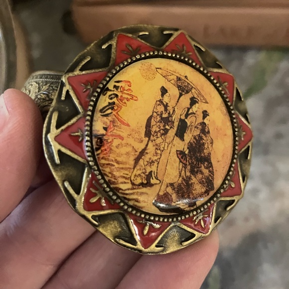 Vintage Antique? Brass Porcelain Asian Cuff Bracelet Floral etching Geisha Boho - Picture 6 of 10